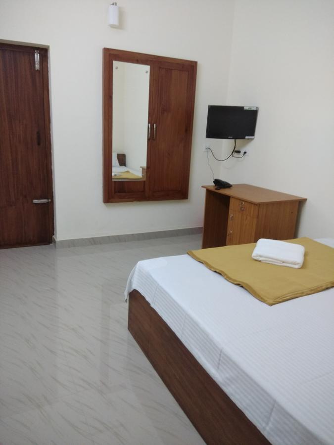 Manjira Lodge Ґуруваюр Екстер'єр фото